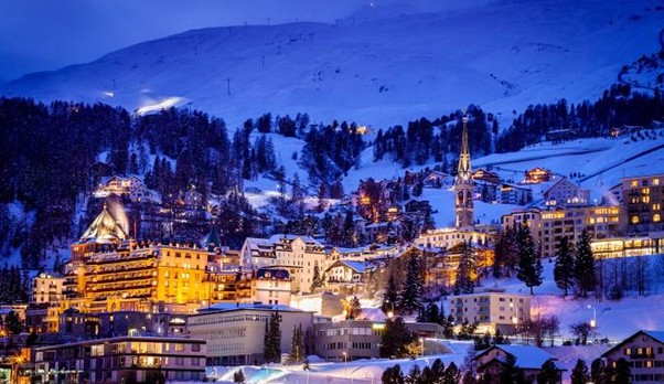 Traslado de lujo a St. Moritz | Servicio de chófer premium en los Alpes